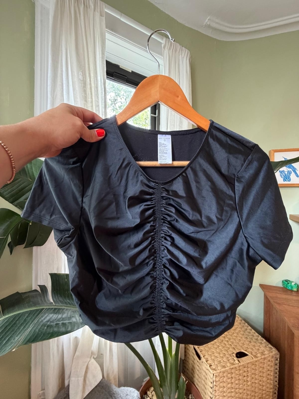 Good America Black Ruched Front Short Sleeve Top